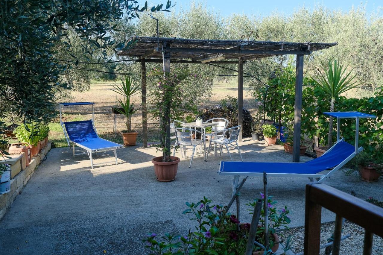La Villa Di Campagna Pisticci Exteriör bild
